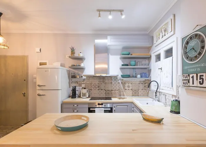 Stylish, Comfy By Konnect, Corfu Center *